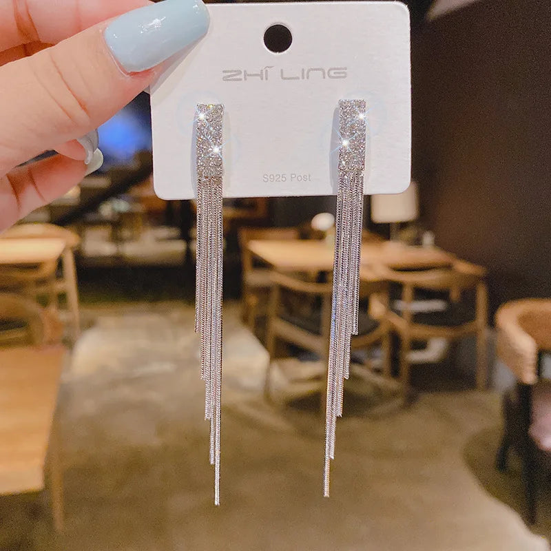 2023 New Fashion Trend Unique Design Elegant Exquisite Light Luxury Love Earrings For Women Jewelry Wedding Party Premium Gift