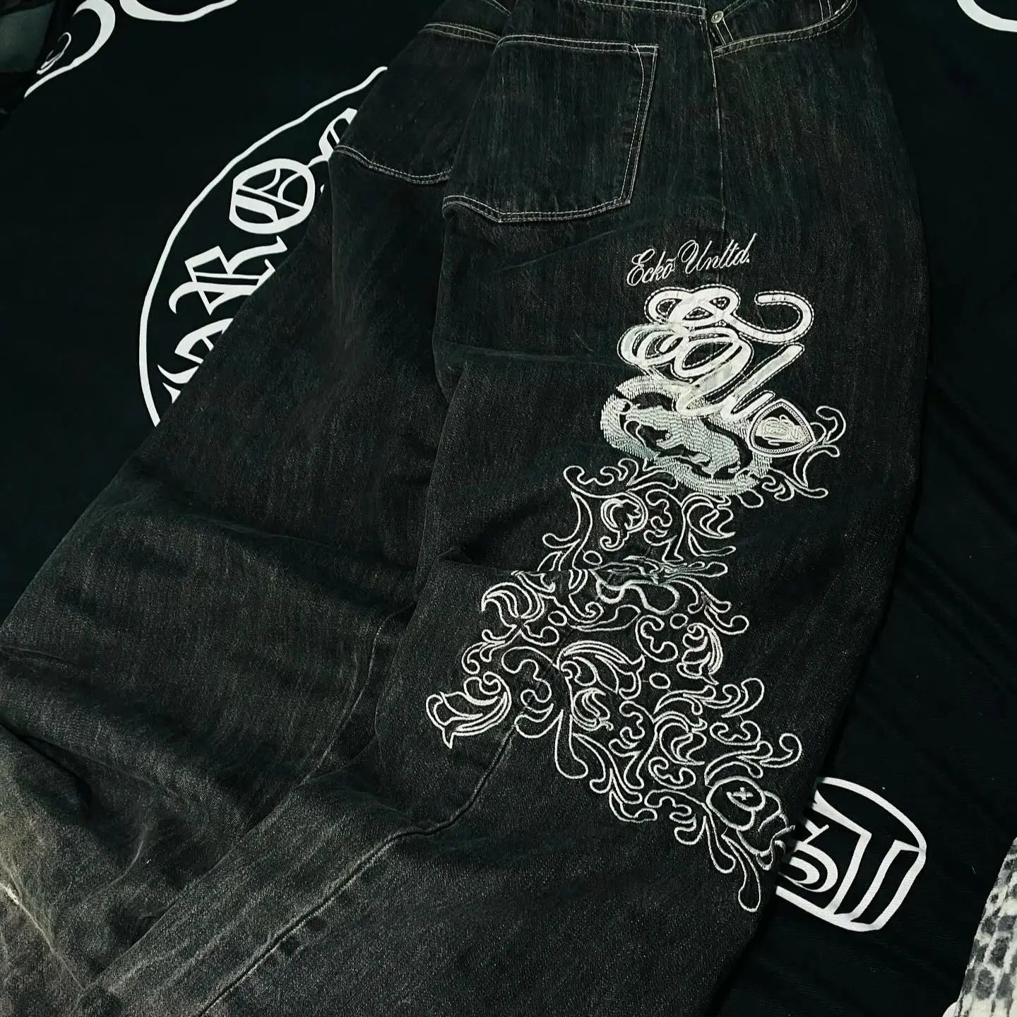 SylCue High Street Street Style Atmosphere Cool Letter Print High Waist Skirt Women's Niche Irregular Skirt - Azara