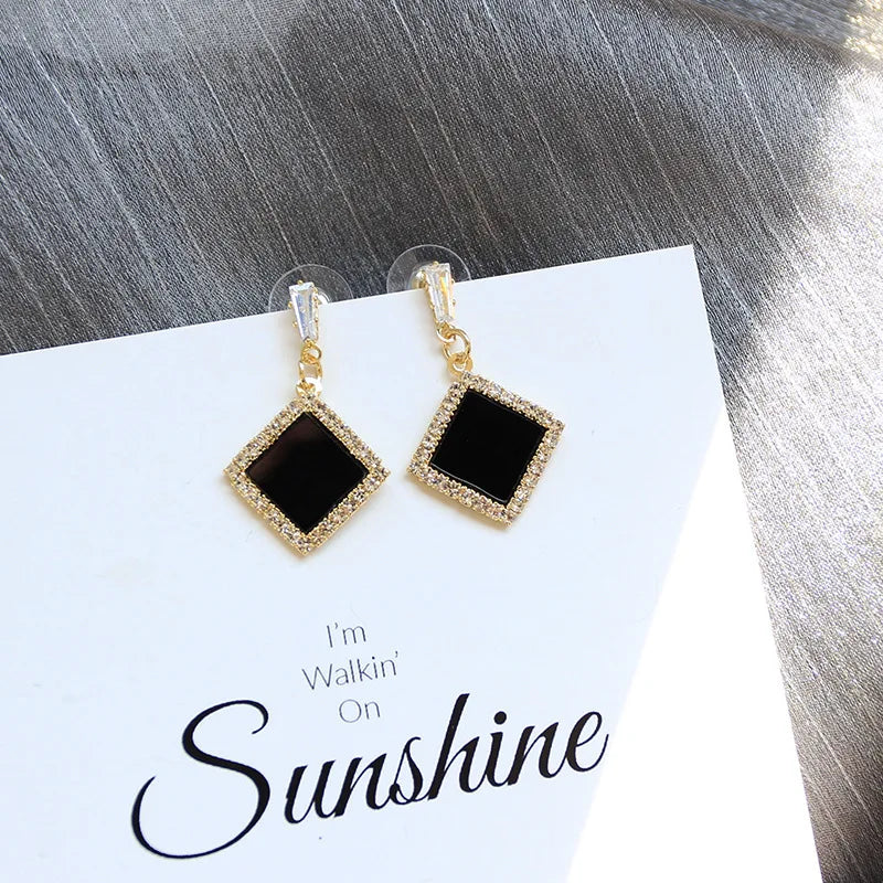 New High-end Atmosphere Decoration Shine Fashion Women Temperament Personality Exaggerated Earring Wedding Jewelry Birthday Gift