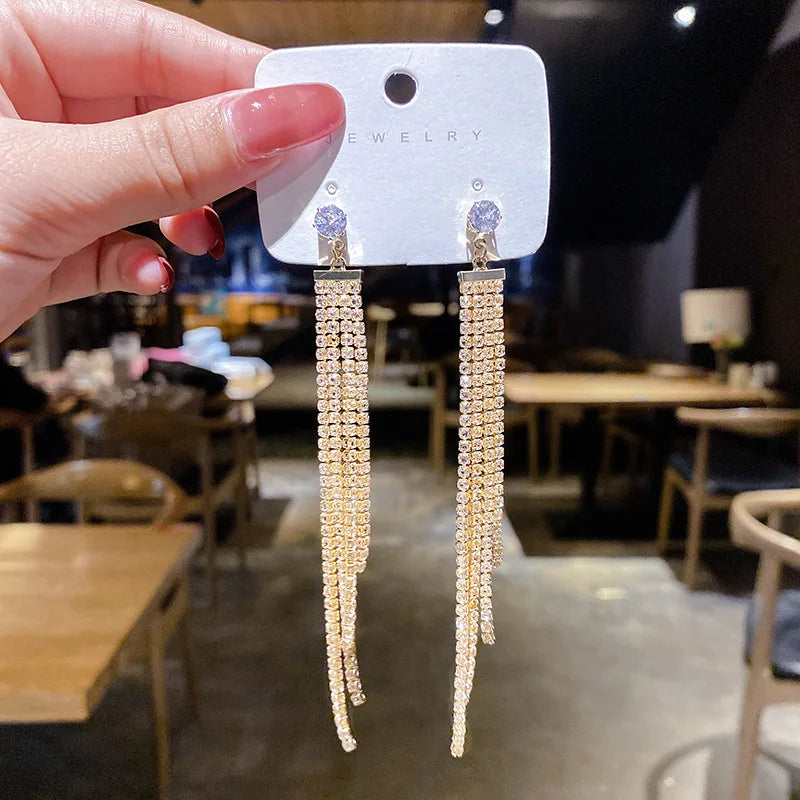 2023 New Fashion Trend Unique Design Elegant Exquisite Light Luxury Love Earrings For Women Jewelry Wedding Party Premium Gift