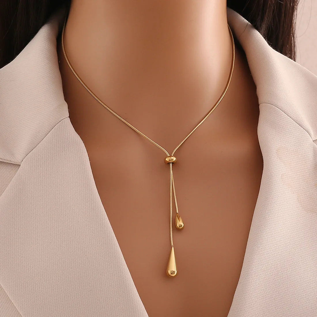Europe and America Fashion Gold Color Stainless Steel Water Drop Tassel Pendant Necklace for Women Clavicle Chain Paty Jewelry