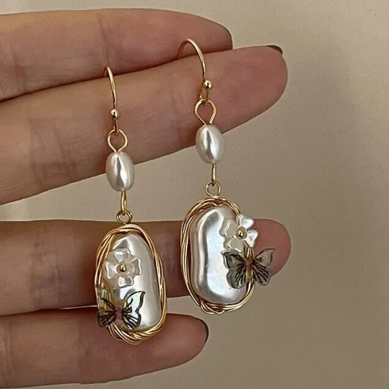 New Asymmetrical Vintage Colorful Crystal Geometric Earrings for Women Fashion Korean Temperament Girls Metal Earrings Jewelry