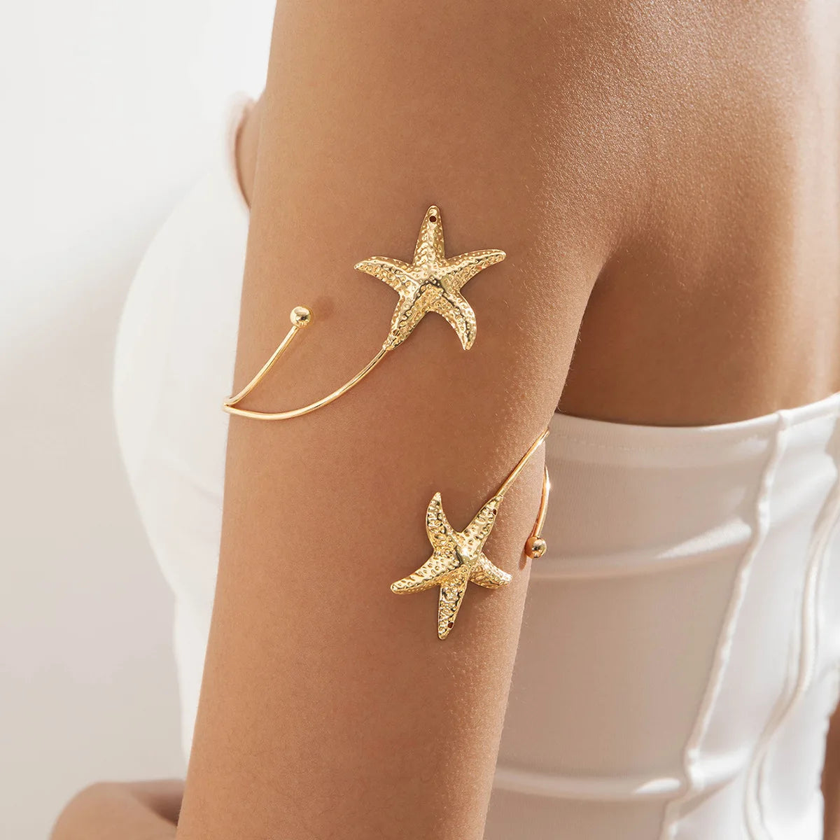 Fashion Metal Starfish Cuff Bracelets for Women Punk Gold Color Geometric Personality Opening Adjustable Arm Bracelets Jewelry